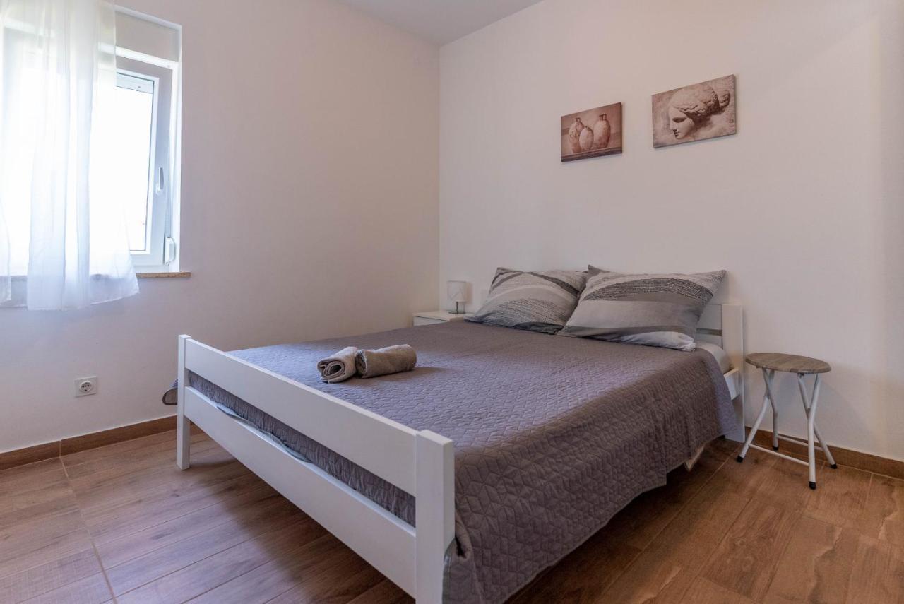 Briuni Riviera Apartment Pola Esterno foto